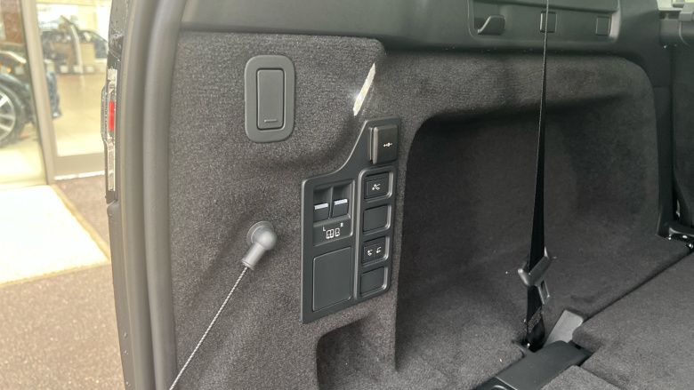 Land Rover Discovery 3.0 D350 Dynamic SE 5dr Auto Diesel Station Wagon